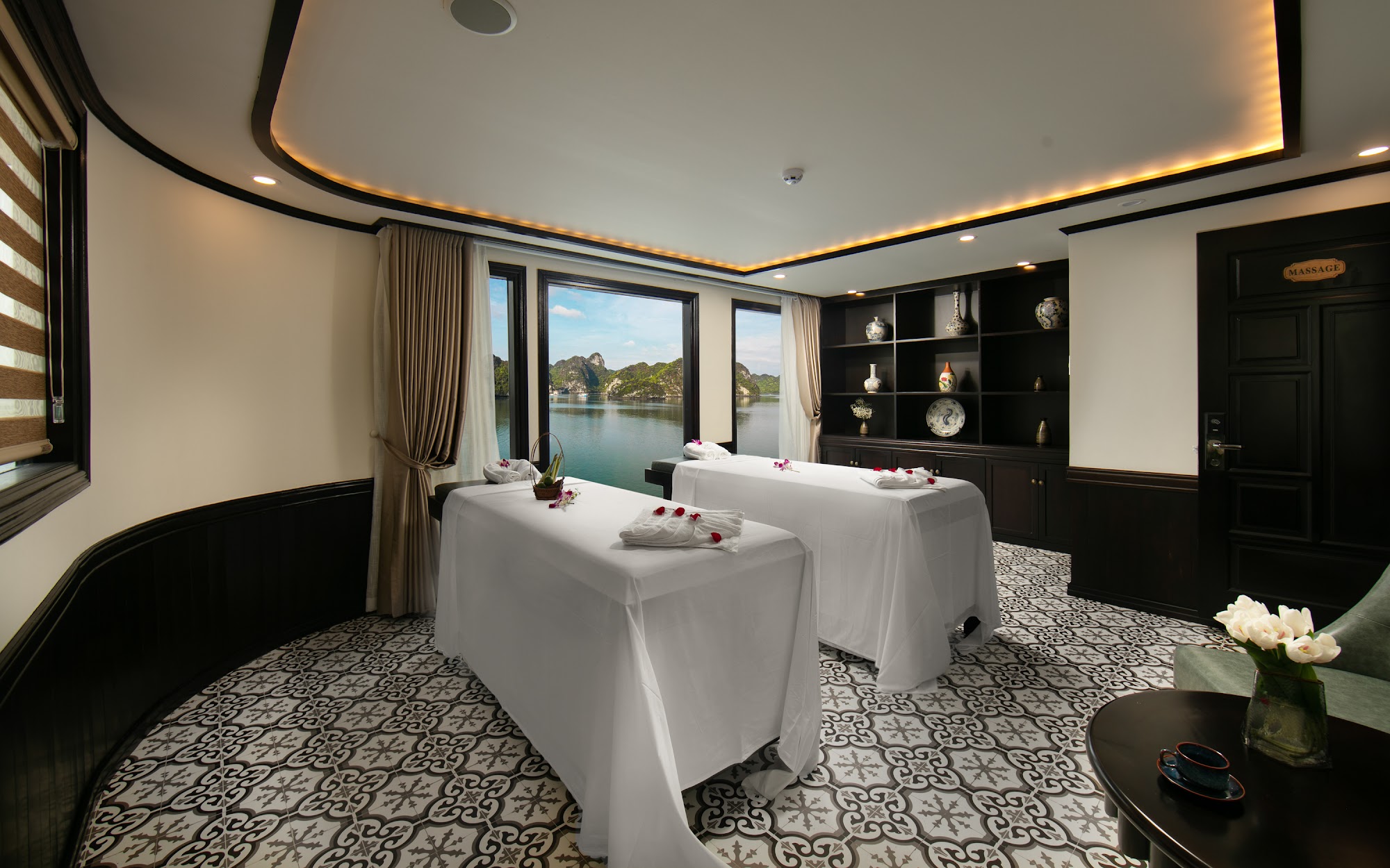 hermes cruise 2d1n – halong bay hermes cruise 2d1n – halong bay