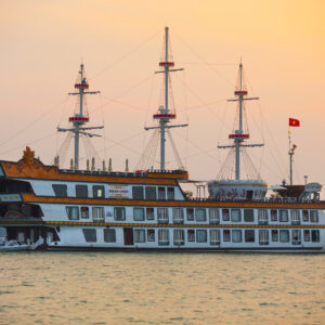 dragon legend cruise 2d1n – bai tu long bay